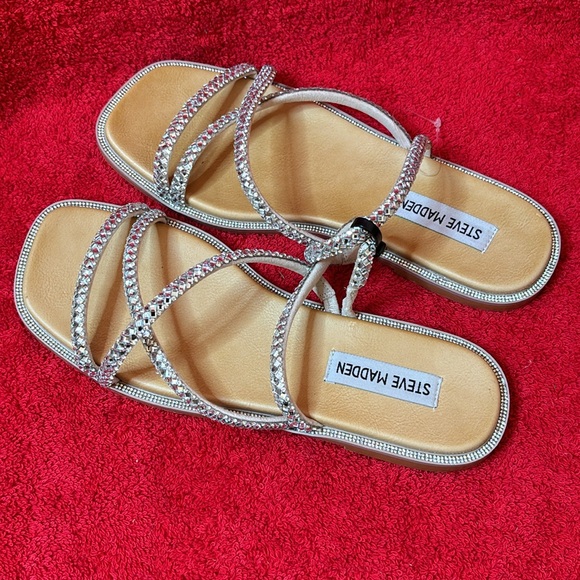 Steve Madden Women's Wauna Sandal - Picture 7 of 7